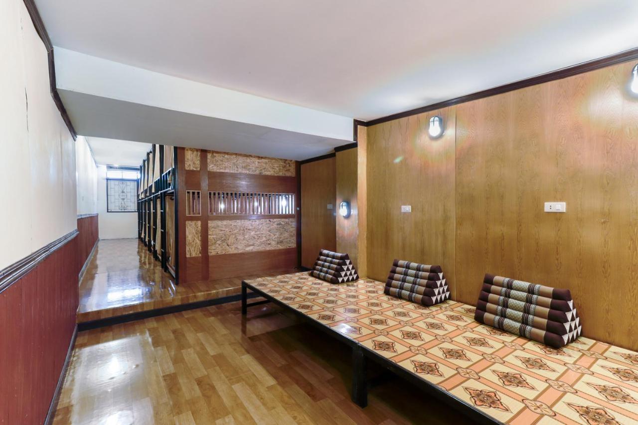 My Space Hostel Чиангмай Экстерьер фото